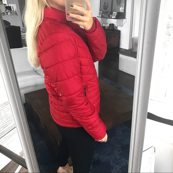 🆕 DARK RED SNOBBISH PUFFER JACKET! - Picture 6 of 13